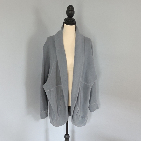Barefoot Dreams Sweaters - Barefoot Dreams Cozy Gray Open Front Cardigan